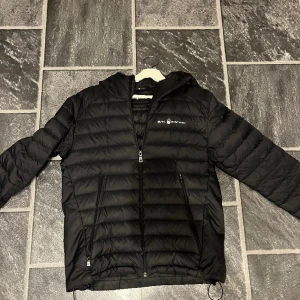 Sail Racing Jacka - Fet jacka som jag tyvärr växt ur 