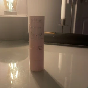 Blush  - Lumene blush, knappt använd 