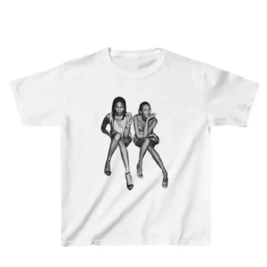 Super snygg T-shirt  - (Lånade bilder) super snygg T-shirt med kate moss och naomi campbell på. 