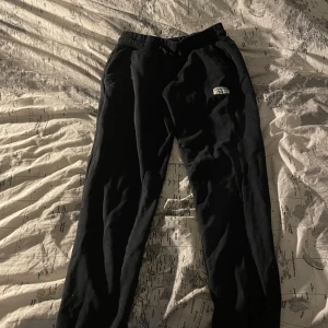 Björneborg  - Den sitter bekvämt ingen skada skedd någonstans är i väldigt bra skick knappt använd finns o hämta vid intresse 