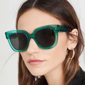 Gröna chimi solglasögon i modellen 008, sparsamt använda! 