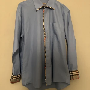 Butberry skjorta - 10/10