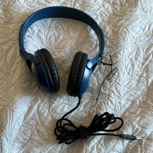 AVID högtalare - Helt ny!! Köpt för 279kr