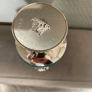 Versace Parfym - Säljer Versace Dylan turquise parfym, använd ca 5 gånger, passar inte mig i doften💗