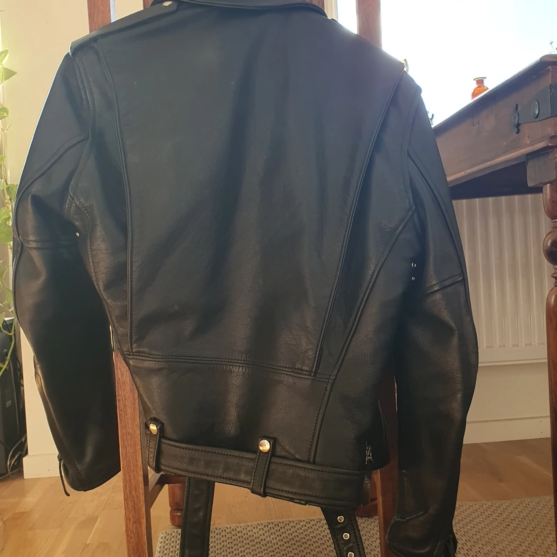 Exklusiv läderjacka från Aero leather.  - 90