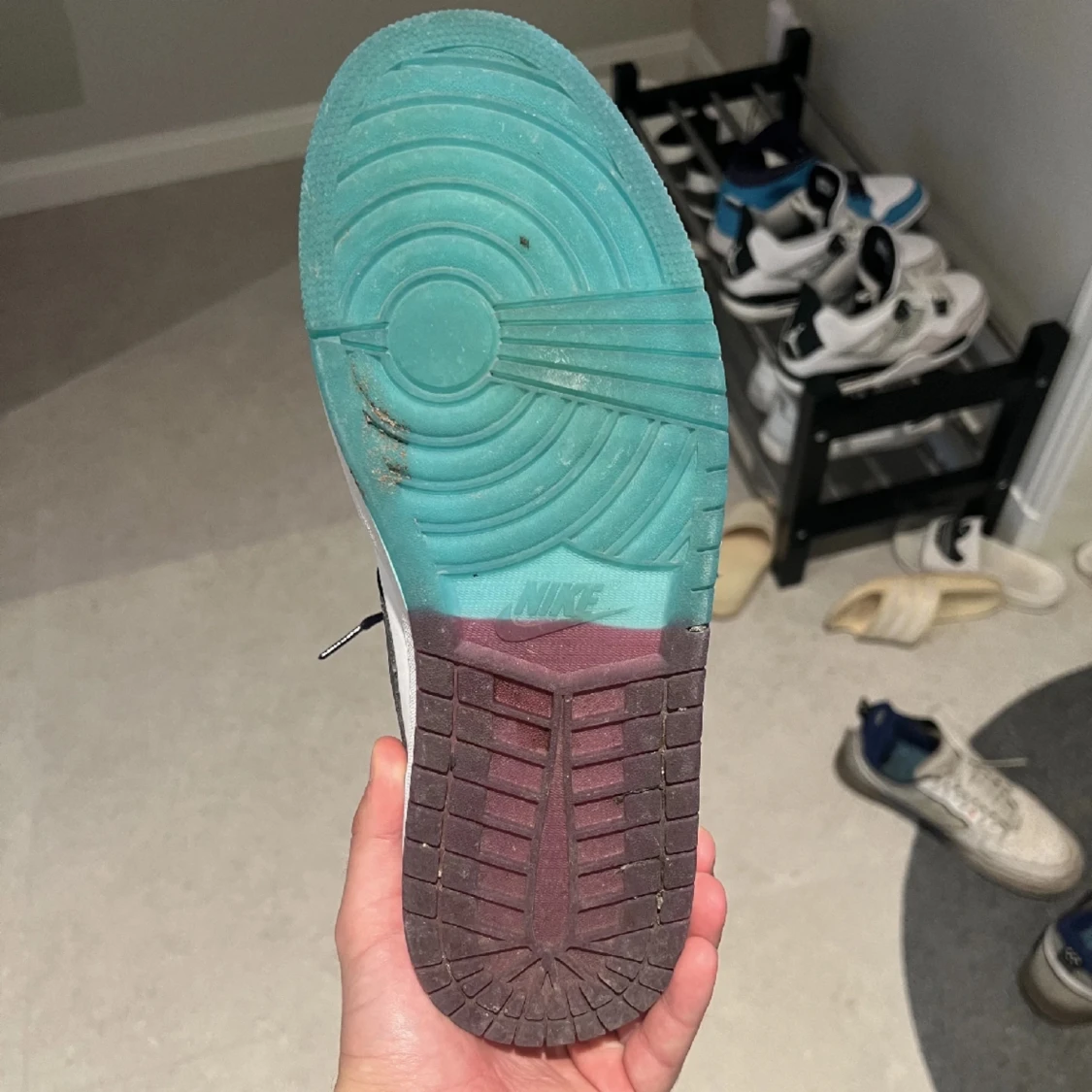 Jordan 1 Mid Hornets  - 91