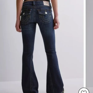 True religion  - Helt nya true religion jeans🩷 nypris ligger på 1200 plus frakt 