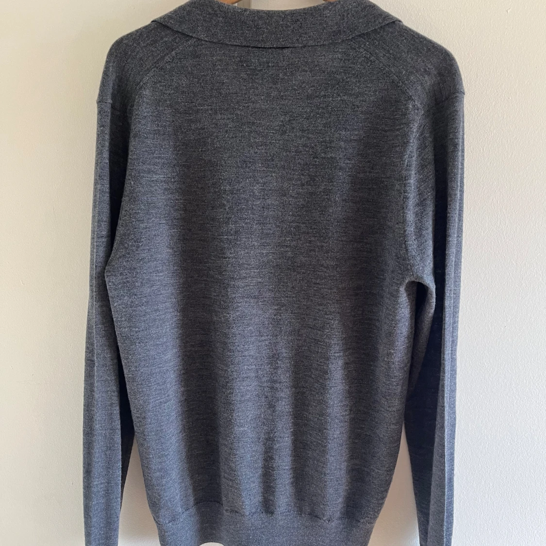 Merinoullströja med krage - 91