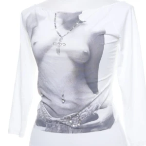 Supercool topp - Saknar endast några ”diamanter” men inget som syns