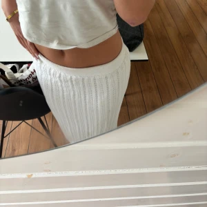 Vit kjol - En jättefin vit kjol från Lindex🤍