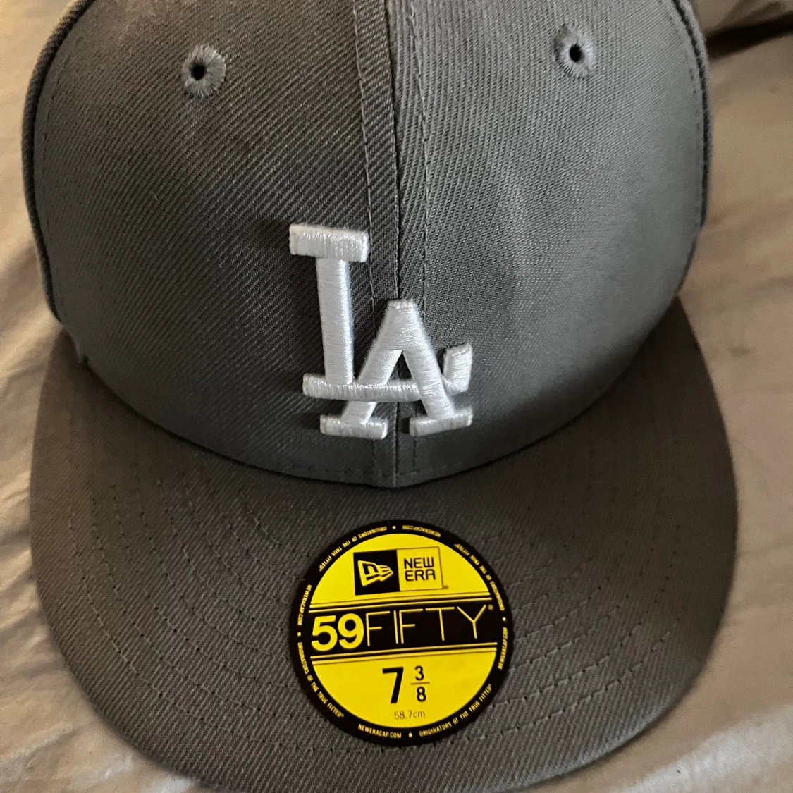 En grå LA baseball keps  - 91