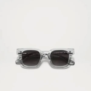 Chimi 04  - Säljer mina chimis i modellen 04, de är i bra skick⭐️ Påse, fack, och rengöringsduk medföljer!!