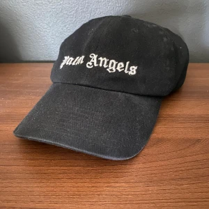 Palm angels keps  - Knapt använd 
