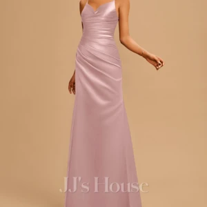 Balklänning - Säljer denna superfina rosa balklänningen från jj hose då den var förliten och inte kom till användning. Köpte den för 1400 och säljer nu för halva priset. Skriv gärna innan du trycker på köp nu.  Kan mötas upp i Göteborg