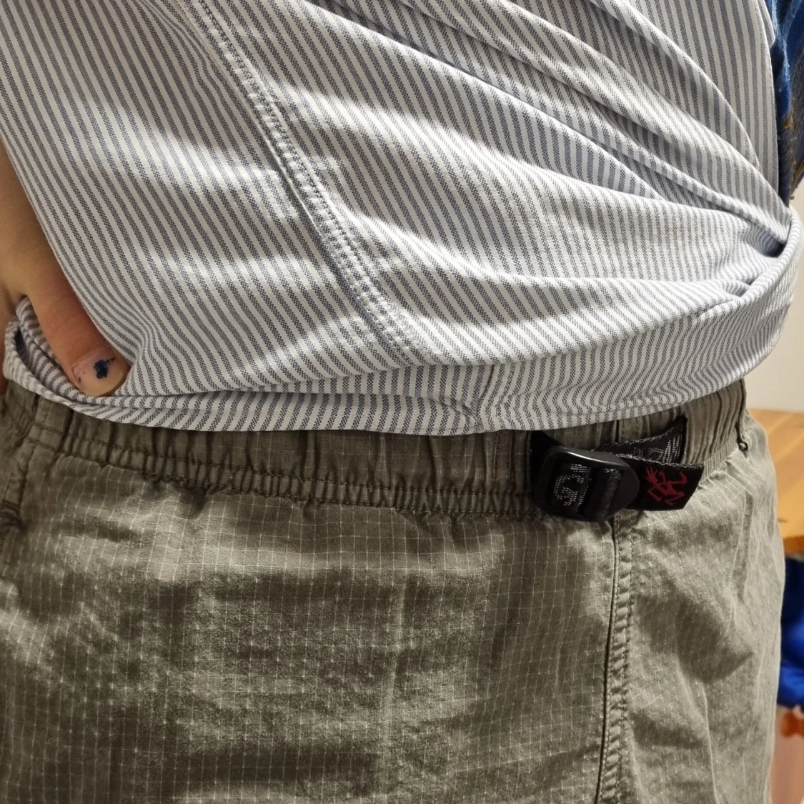 Rutiga gråa byxor!  - 91