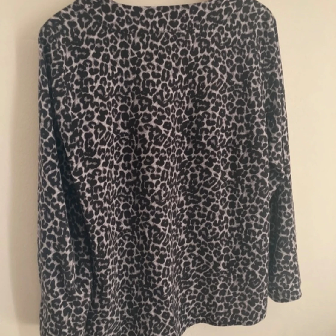 Leopard blus - 90