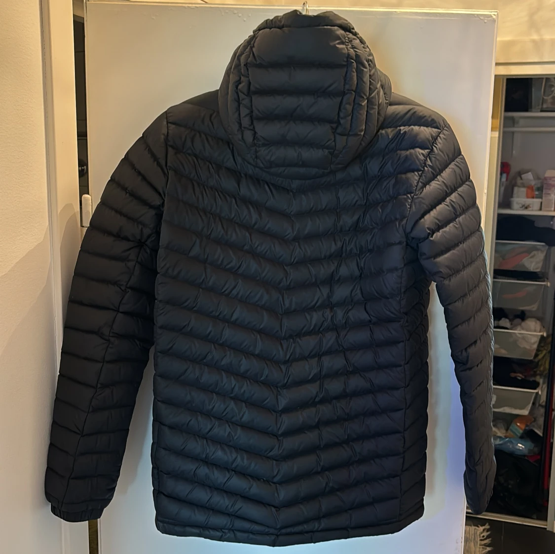 Peakperformance  DOWN LINER HOOD JACKET  (höst jacka)  - 90