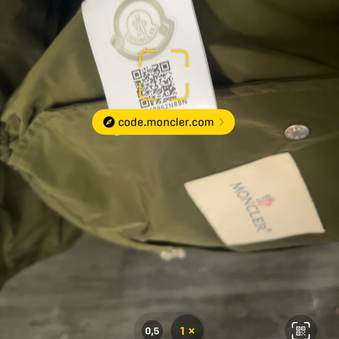 Moncler Windbreaker  - 93