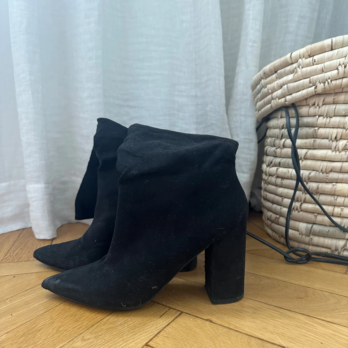 Högklackade stövlar  - 93