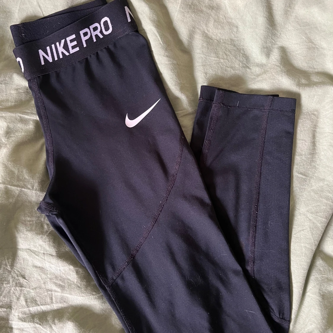 Nike Pro  - 92