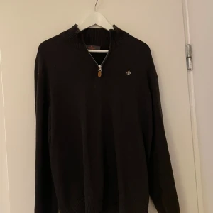 Morris  - Hej säljer denne Morris zip tröjan  Ny skick 