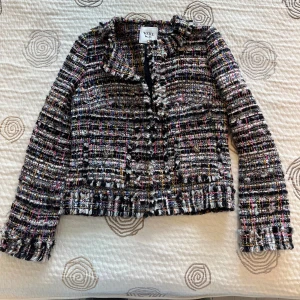 WEILL - Made in Poland  - Nästan ny, gjord i Polen. Väldigt fin.   NY ca 3800 SEK 