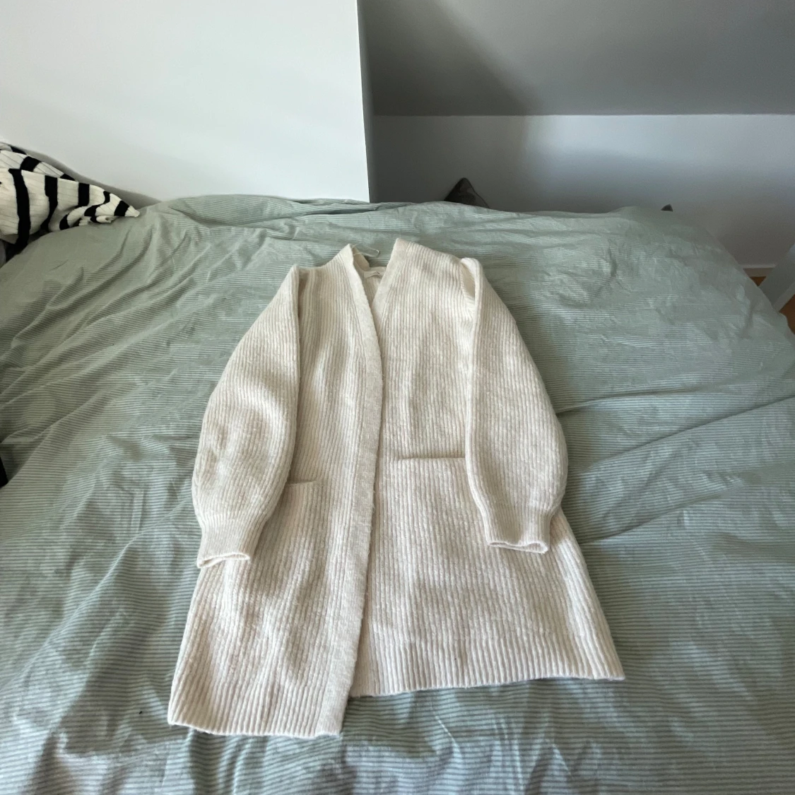 Lång stickad kofta❤️