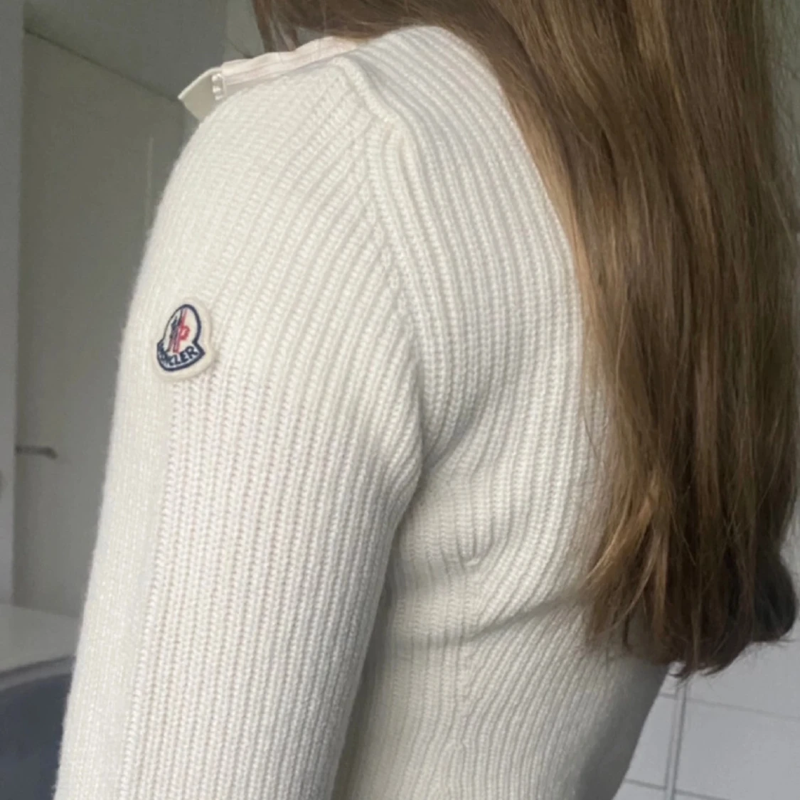 Vit Moncler Cardigan - 90