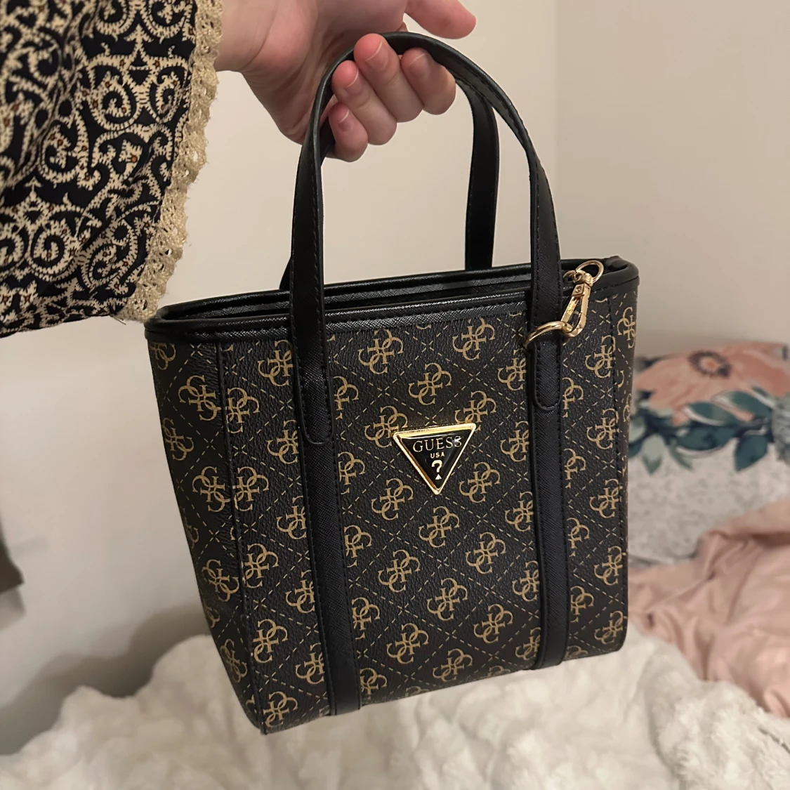 Svart brun Guess f#k# väska - 90