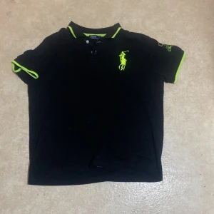 Polo sport - Ingen aning om hur mkt den kostar men vet den it finns nåmer 