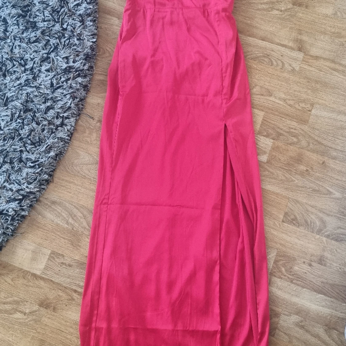 Röd balklänning från Nelly - 91