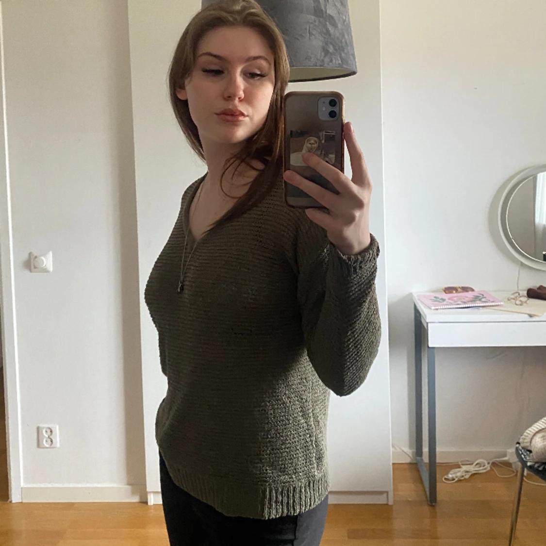 Grön stickad tröja - 91