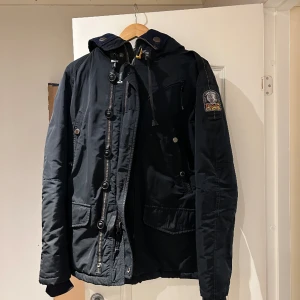 Parajumper vinterjacka - En limited edition parajumper vinterjacka