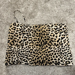 Topp - Aldrig använt 