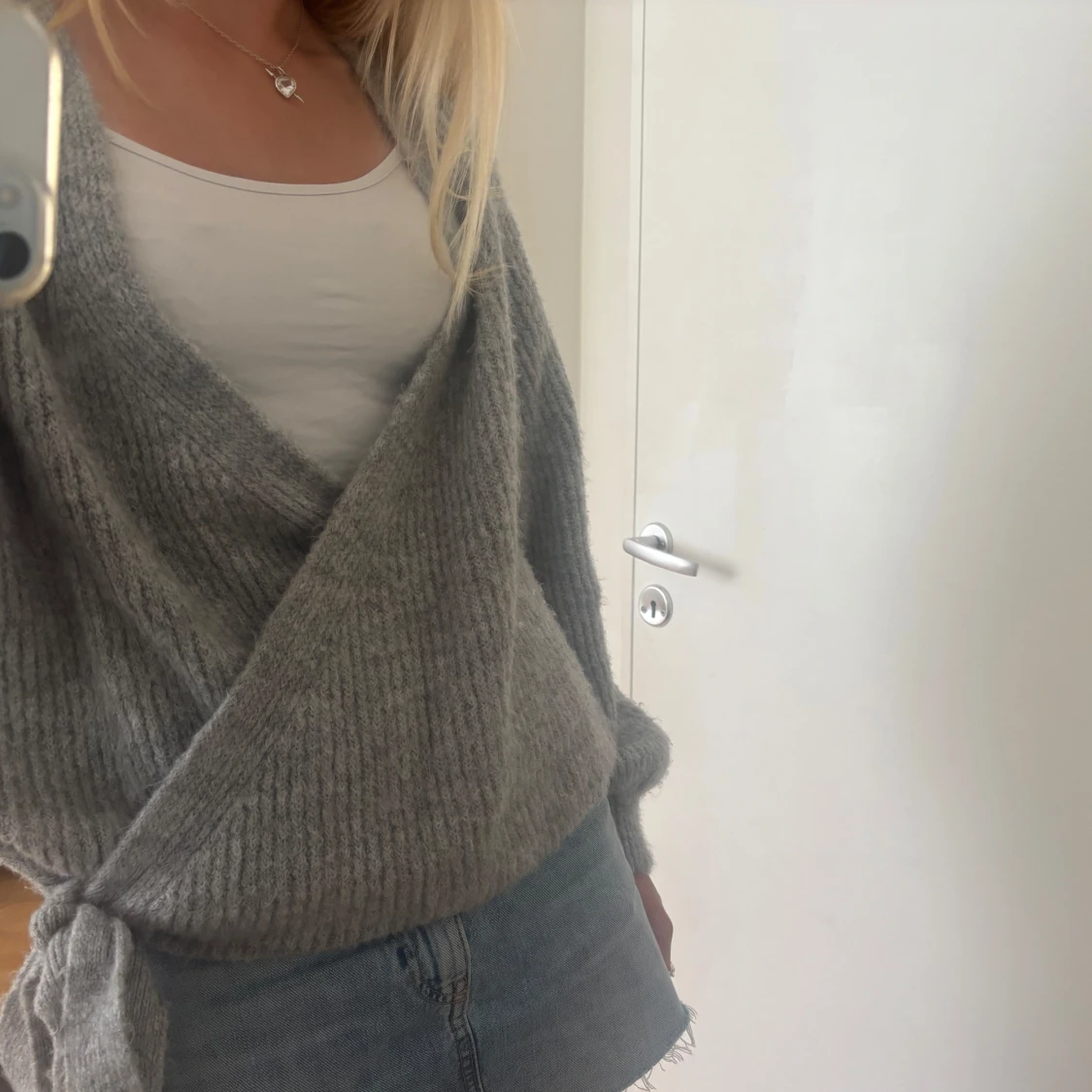 Grå omlottkofta från ONLY XS - 2