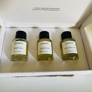 ESSNCE parfym sy priset varierar bland annat lemon eclair - Säljer ett parfym från ESSNCE  Eau de Parfum: Sweet Cara använd några tillfällen Lemon Eclair helt ny EJ TESTAD. och Coco 'Bout you testad  st priser….