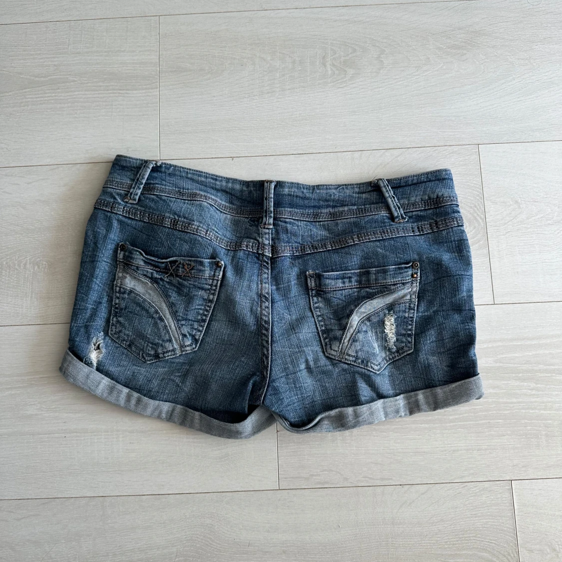 Lågmidjade shorts - 3