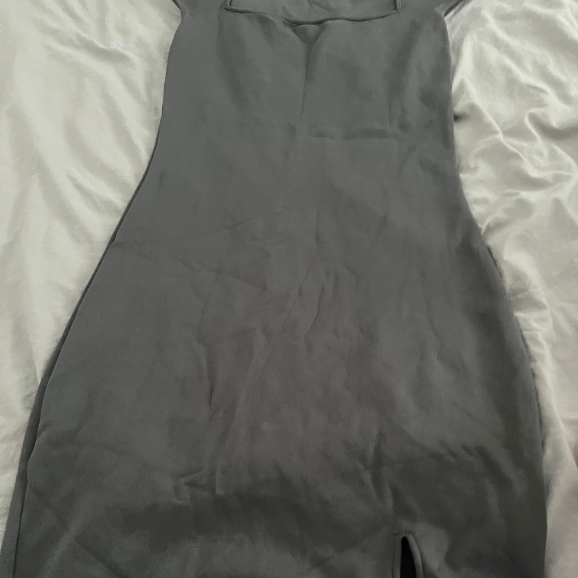 Grå kortklänning från Stradivarius - 3