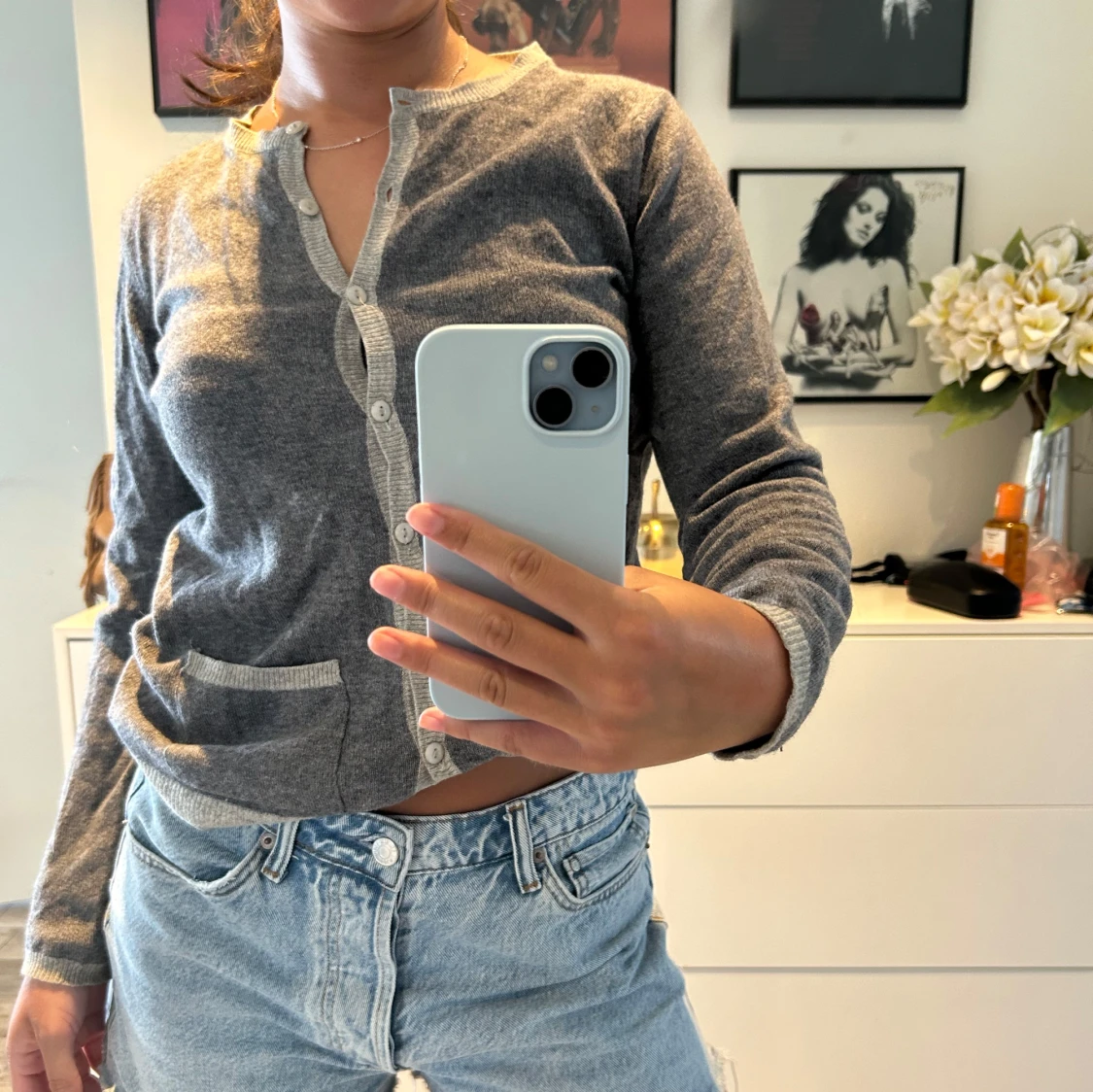 Grå kofta med knappar och fickor - 1