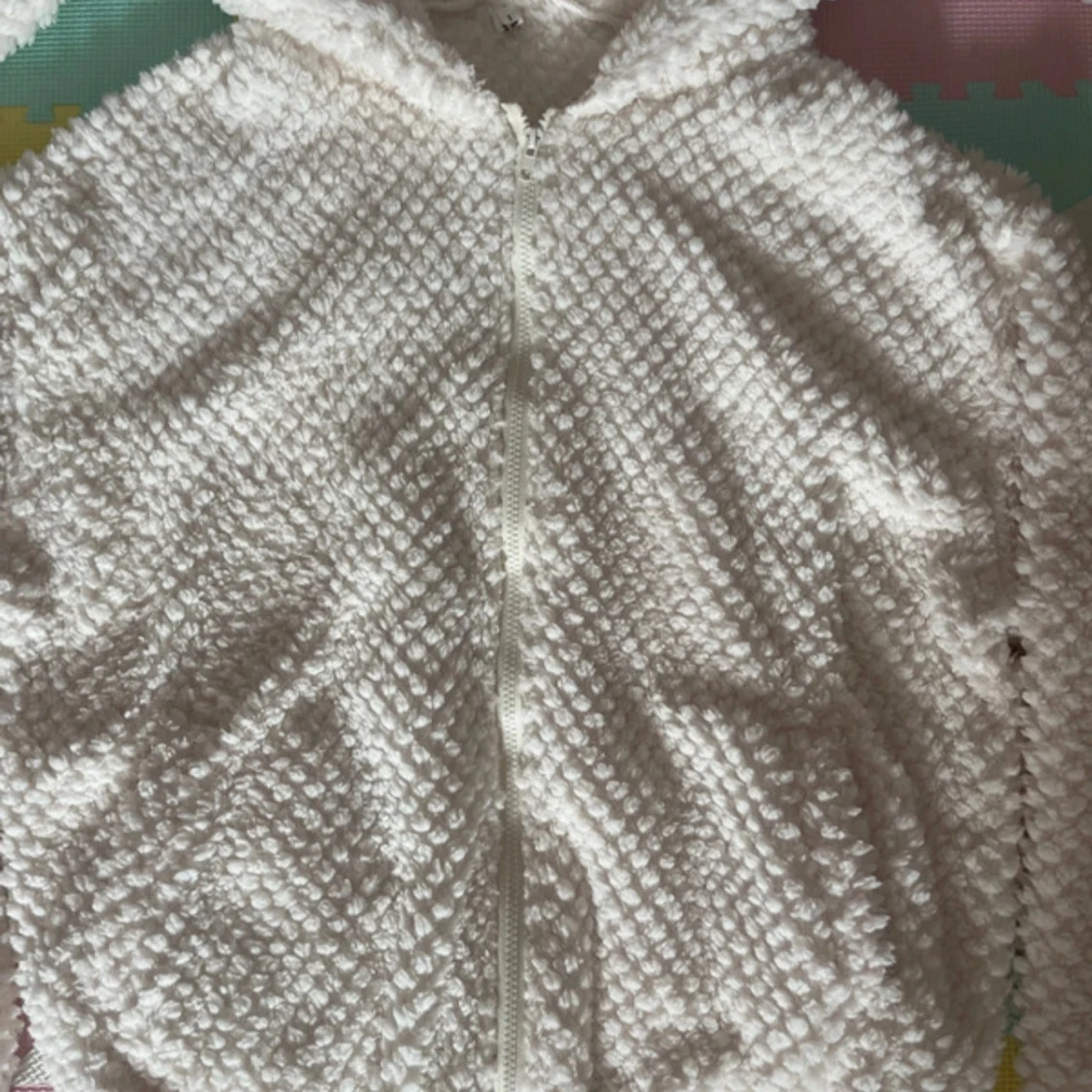 Vit teddyjacka med kaninöron - 1