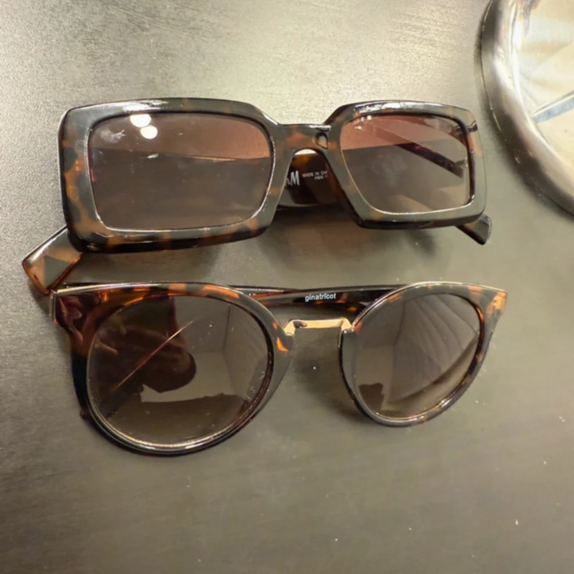 2-pack solglasögon H&M & Gina Tricot