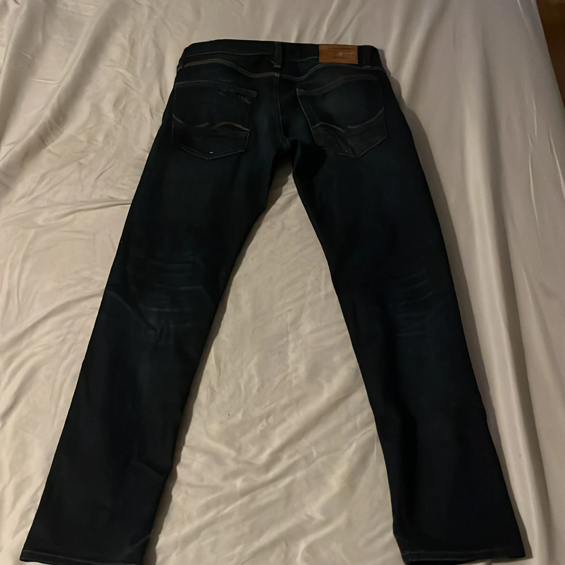 Mörkblå jeans från Jack & Jones - 2