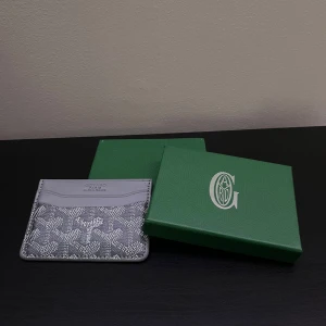 GY Plånbok  - GY Plånbok För endast 249kr box kommer med, om ni har fler frågor är det bara att skriva.
