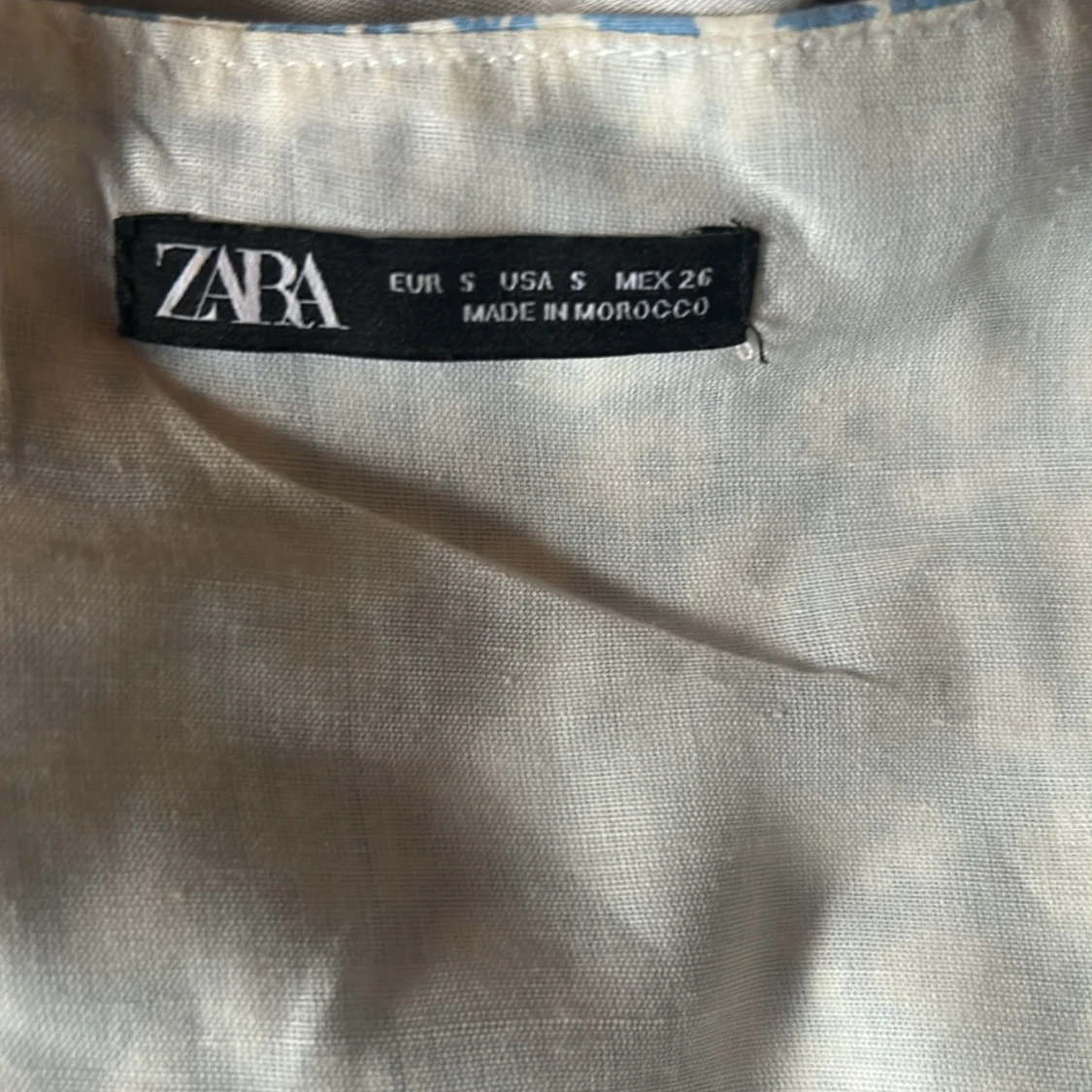 Blommig blå blus från Zara - 2