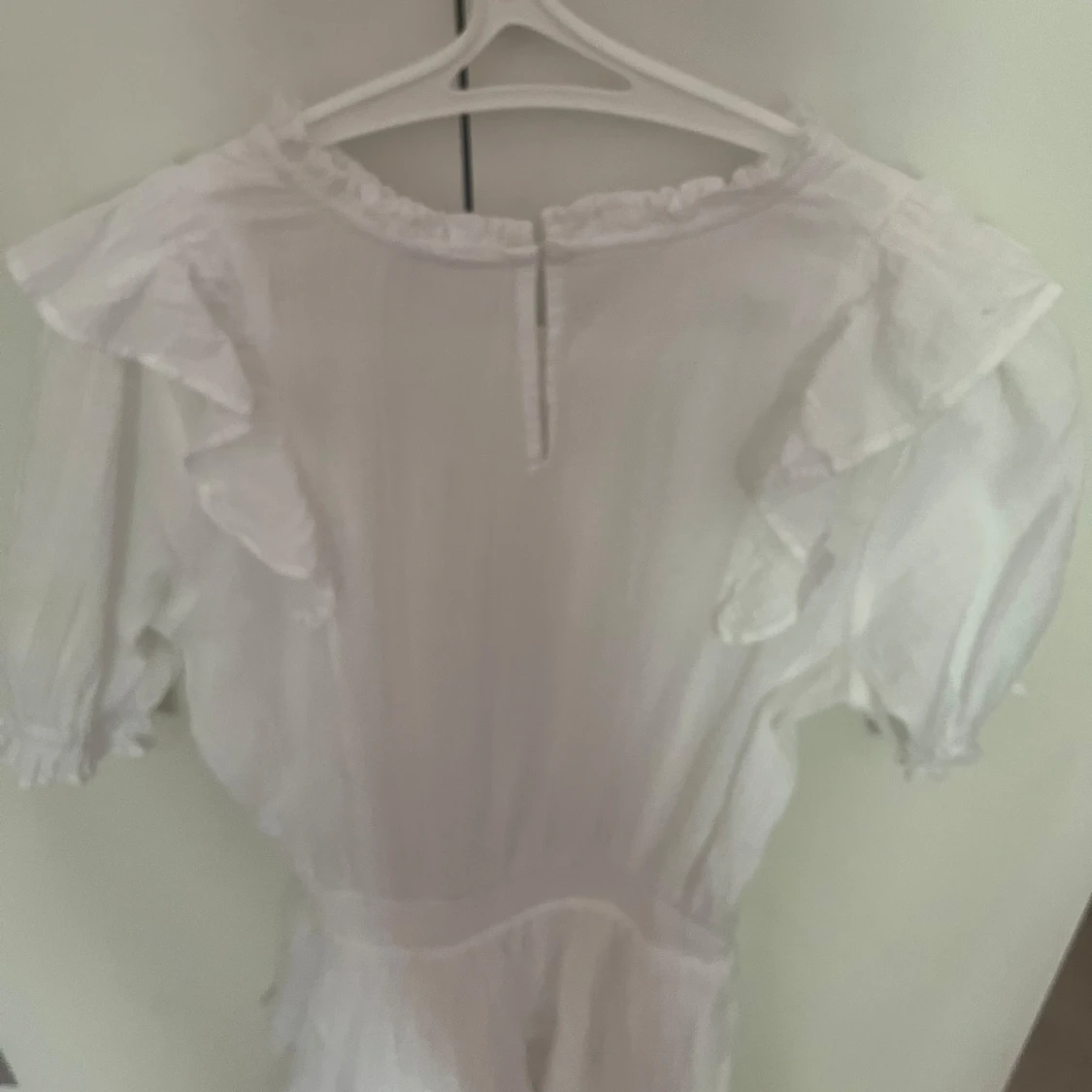 Vit volangklänning från Kappahl - 1