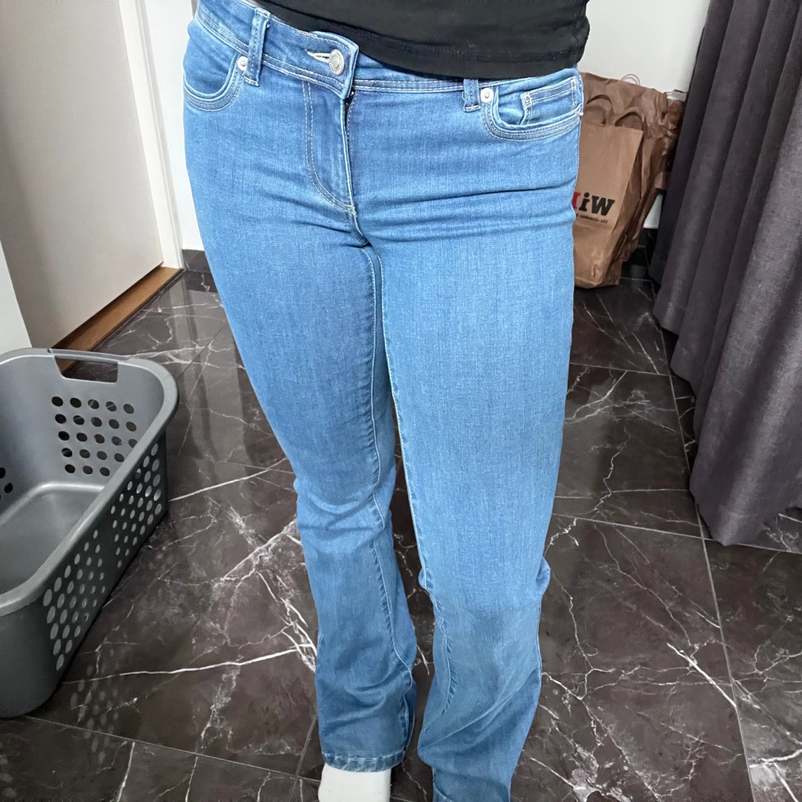 Blå bootcut jeans från ONLY - 1