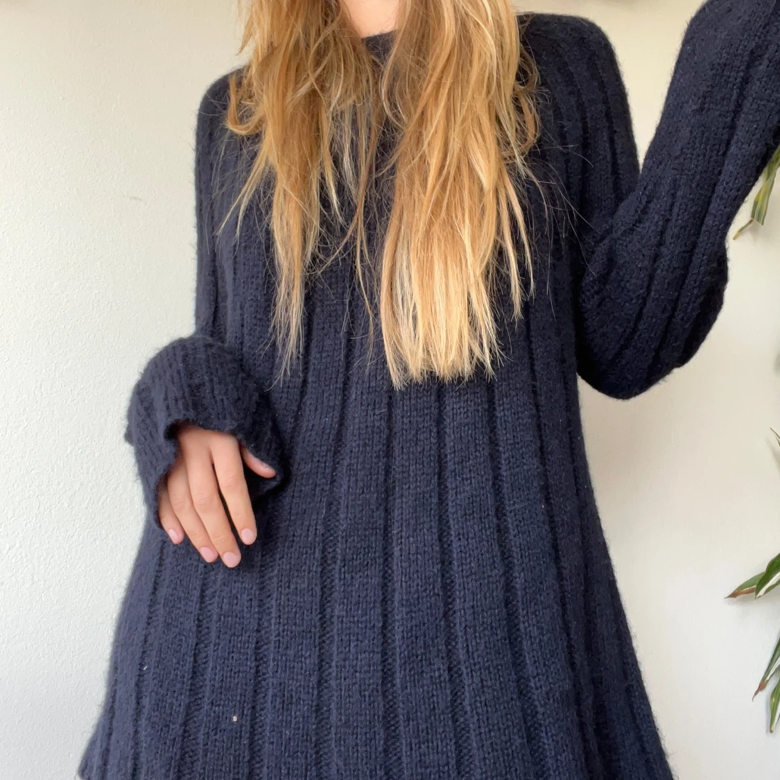 Mörkblå ribbstickad oversized tröja