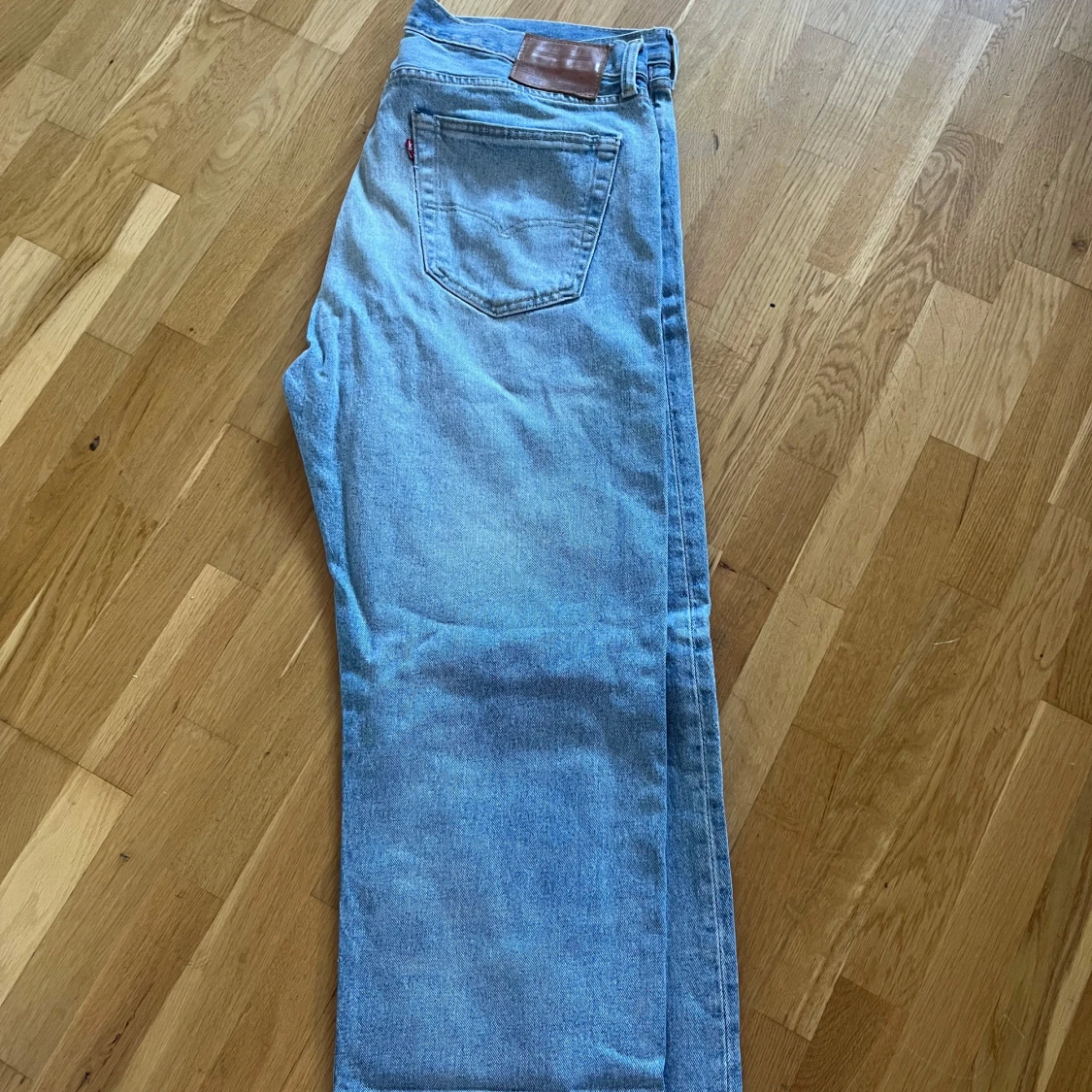 Levi's 501 ljusblå jeans 36/34 - 1