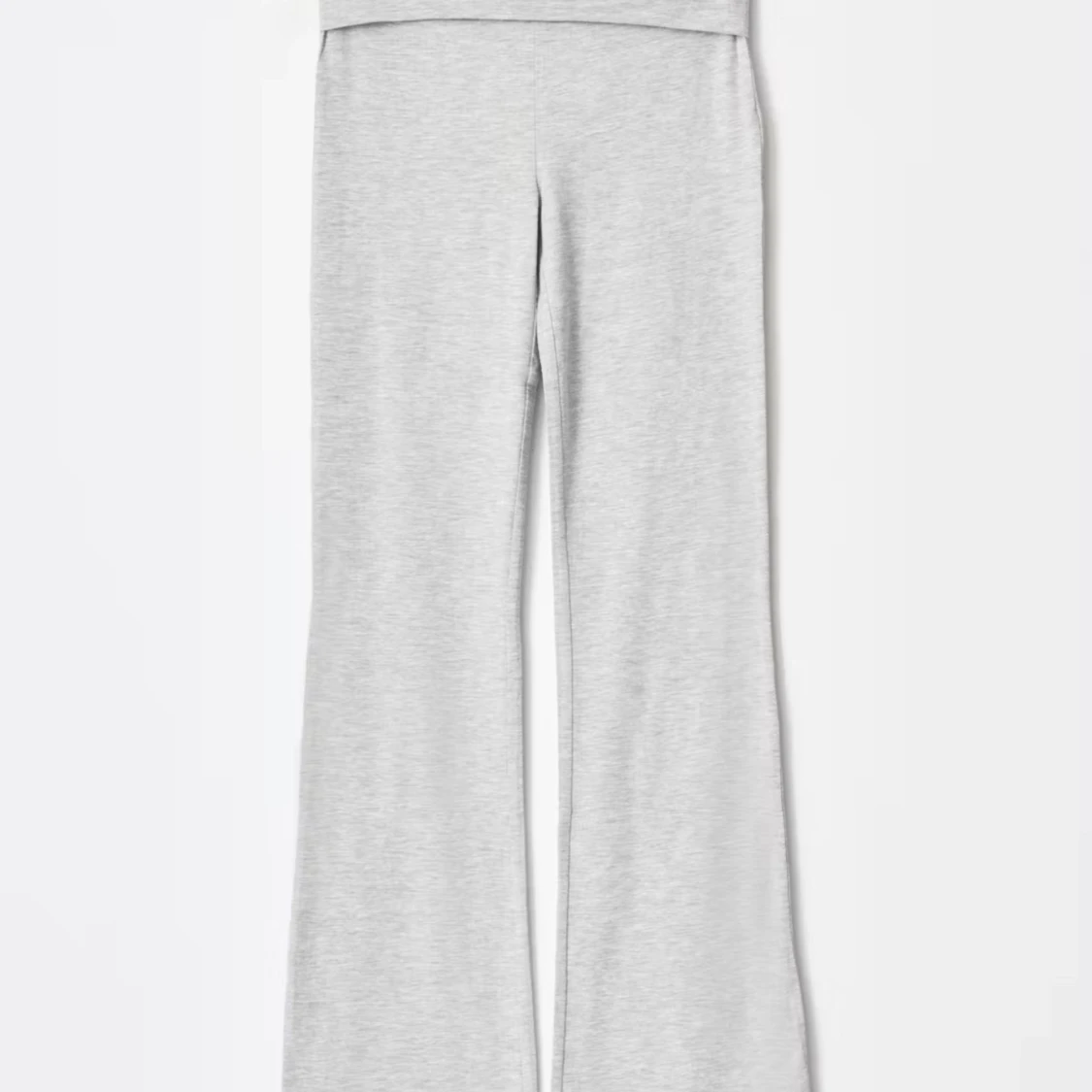 Grå bootcut mjukisbyxor Gina Tricot - 1