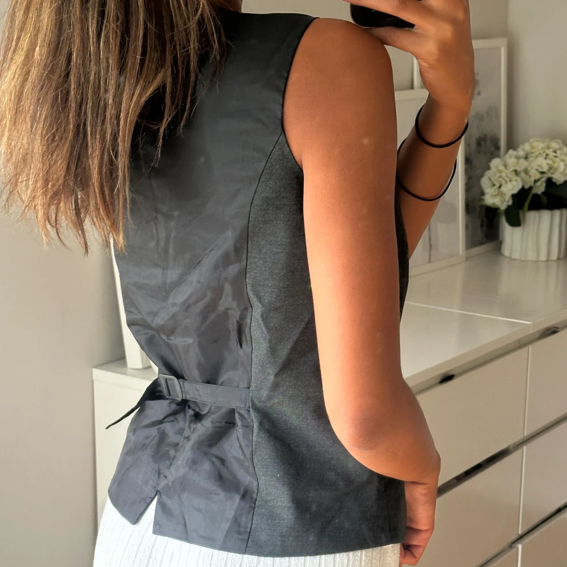 Mörkgrå kostymväst med knappar - 3